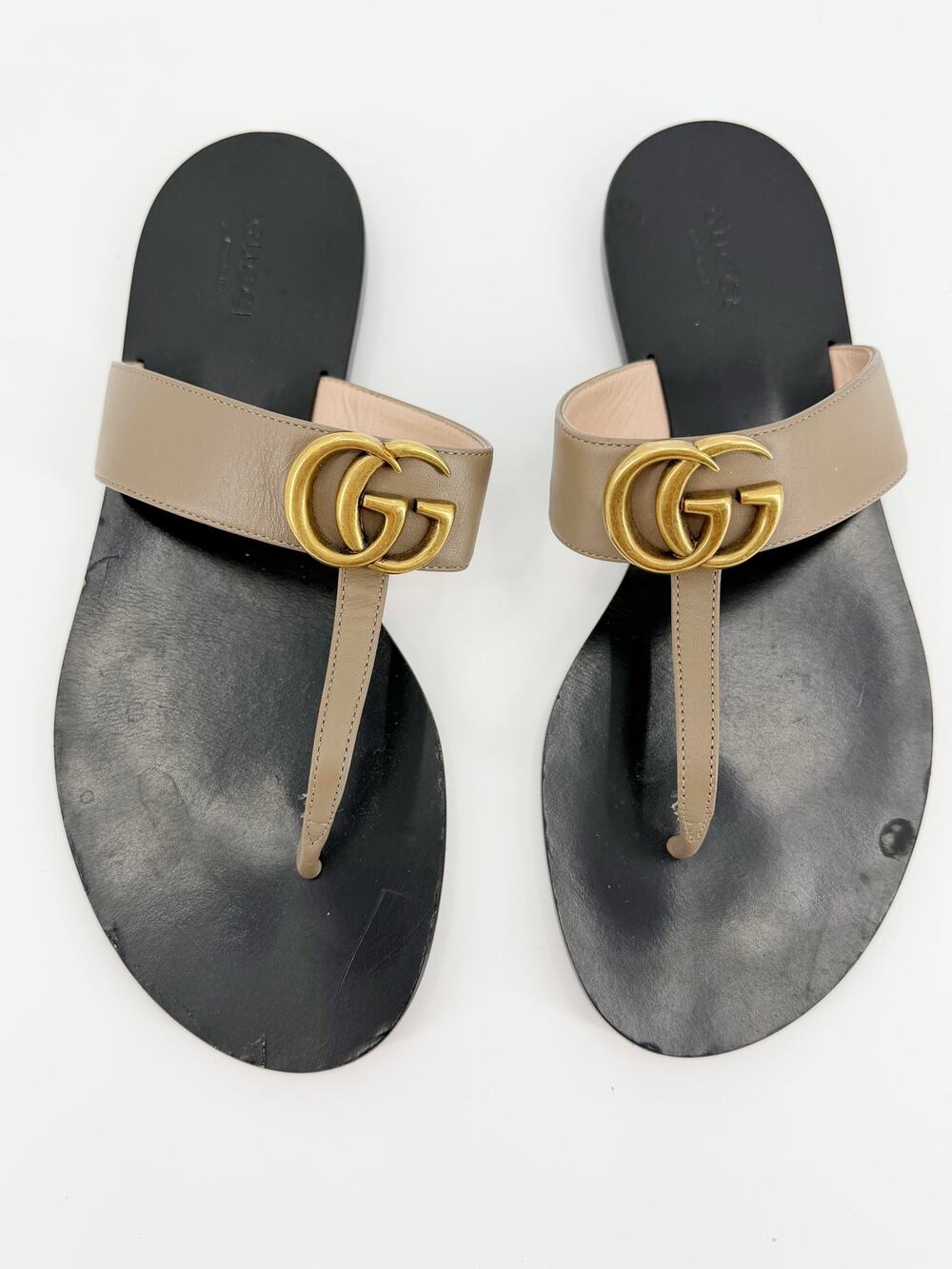 Gucci GG Marmont Beige Black Leather Thong Gladiator Flat Sandals Bag 38.5